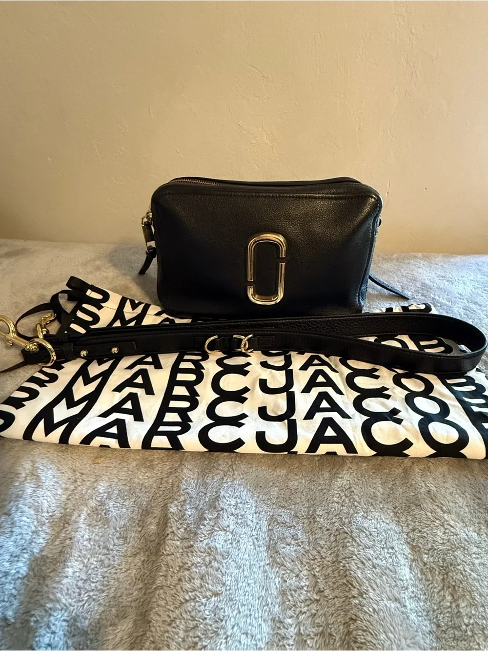 Marc Jacobs large soft shot black leather crossbody bag